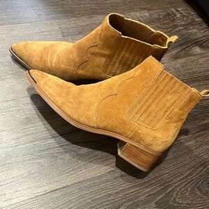 Marc Fisher western booties